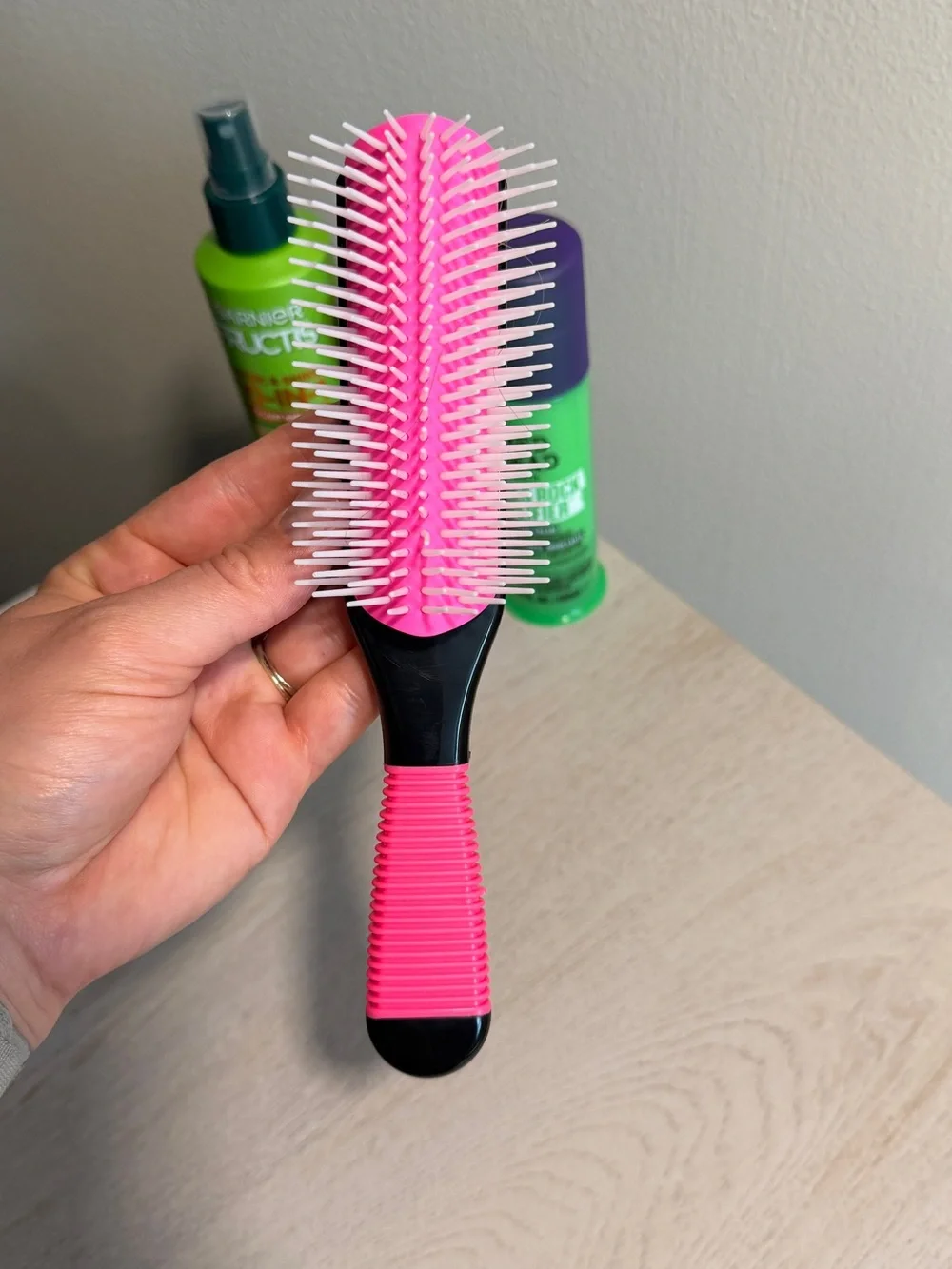 Bundle of curl/wavy hair products
